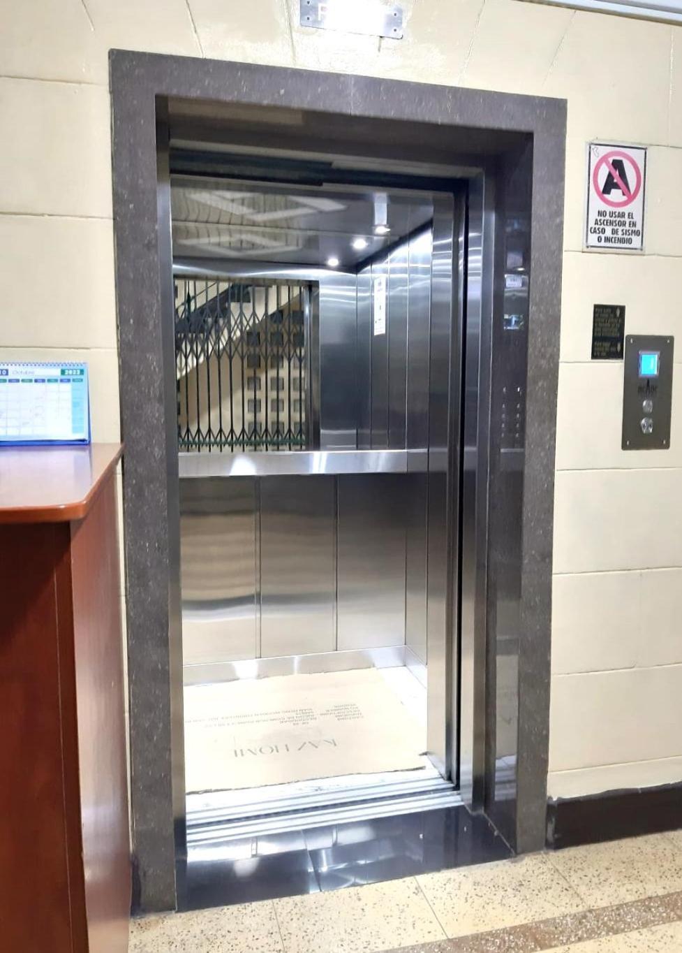 Apartamento Lindo - A 2 Cuadras De La Plaza De Armas Y Del Palacio De Gobierno 利马 外观 照片